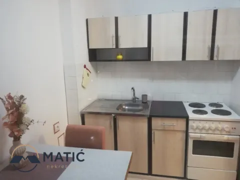 Izdavanje, garsonjera, 27m², Liman 4, Novi Sad Sve Podlokacije - image 6