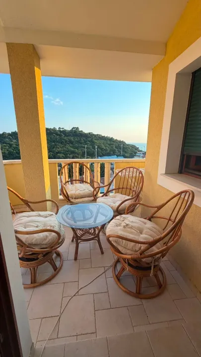 Prodaja, jednosoban stan, 48m², Petrovac, Budva