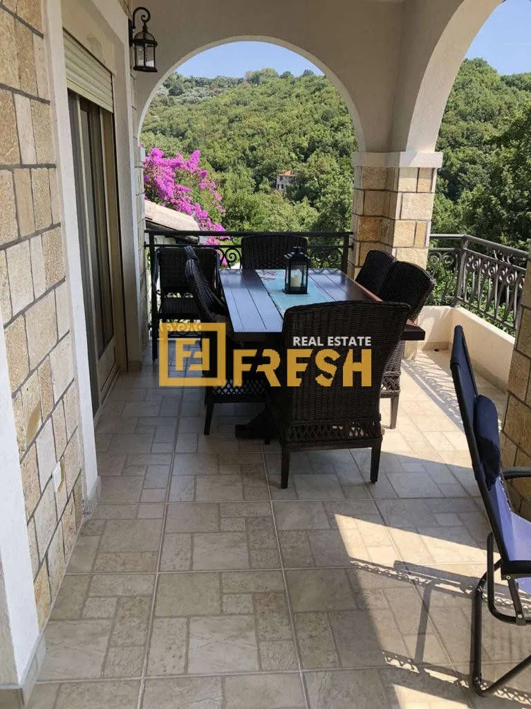 Sale, house, 250m², Ulcinj, Crna Gora