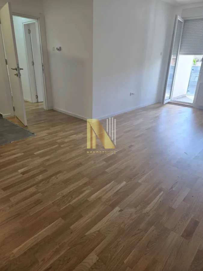 Prodaja, četvorosoban stan, 79m², Podbara, Novi Sad Sve Podlokacije
