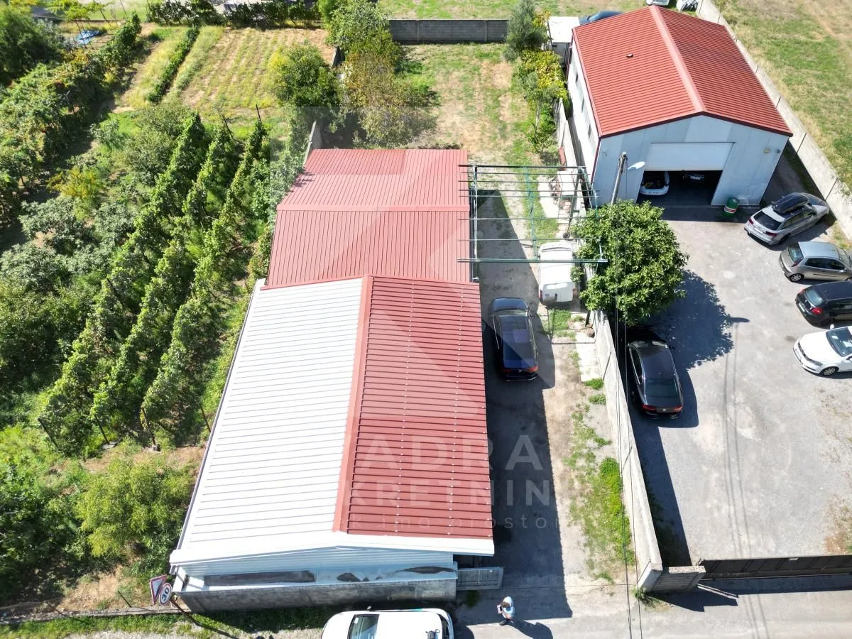 Izdavanje, poslovni prostor, 164m², Dahna, Podgorica