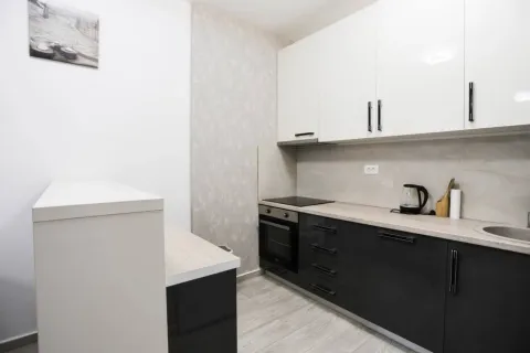 Rent, one bedroom apartment, 50m², Bečići, Budva - image 4