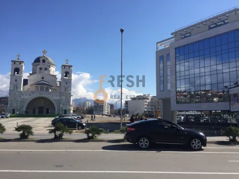 Izdavanje, poslovni prostor, 2000m², Podgorica, Crna Gora - image 7