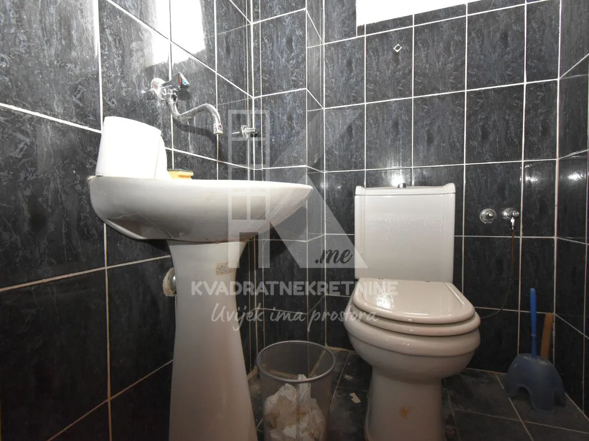 Prodaja, kuća, 217m², Centar, Podgorica