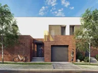 Izdavanje, četvorosoban stan, 205m², Alibegovac, Petrovaradin - image 1