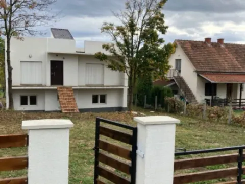 Prodaja, kuća, 280m², Sopot, Beograd - image 4