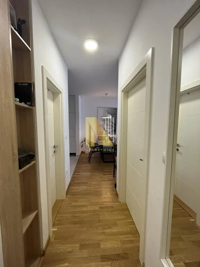 Prodaja, dvosoban stan, 62m², Rotkvarija, Novi Sad Sve Podlokacije
