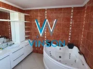 Izdavanje, četvorosoban stan, 198m², Petrovaradin, Novi Sad - image 13