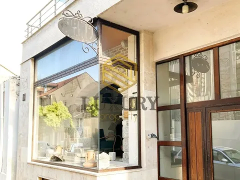 Rent, office space, 42m², Centar, Podgorica - image 1