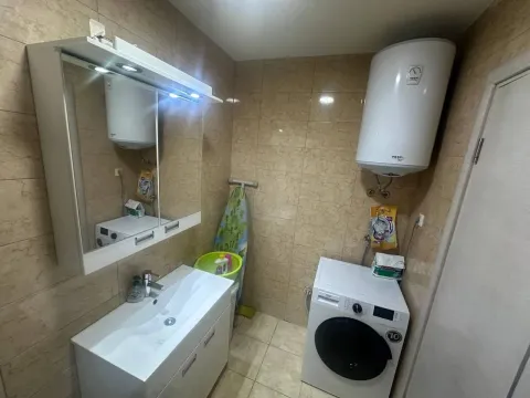 Rent, one bedroom apartment, 52m², Dubovica, Budva - image 8