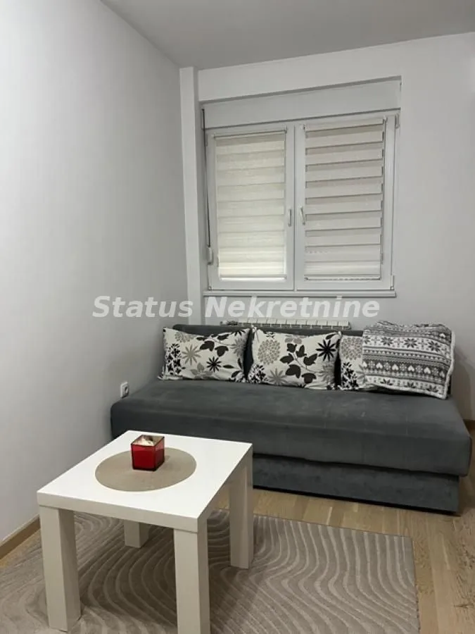 Izdavanje, garsonjera, 27m², Nova Detelinara, Novi Sad Sve Podlokacije