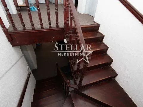 Rent, house, 200m², Budva, Crna Gora - image 17