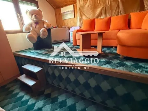 Prodaja, četvorosoban stan, 100m², Ograde, Bijelo Polje - image 7