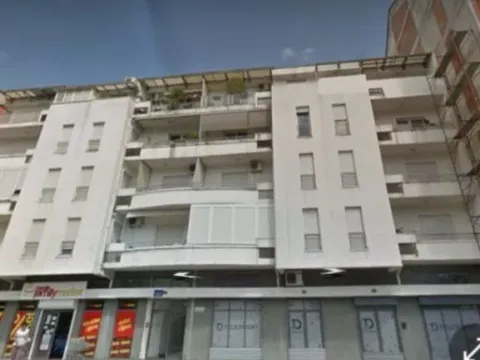 Izdavanje, jednosoban stan, 45m², Vezirov Most, Podgorica