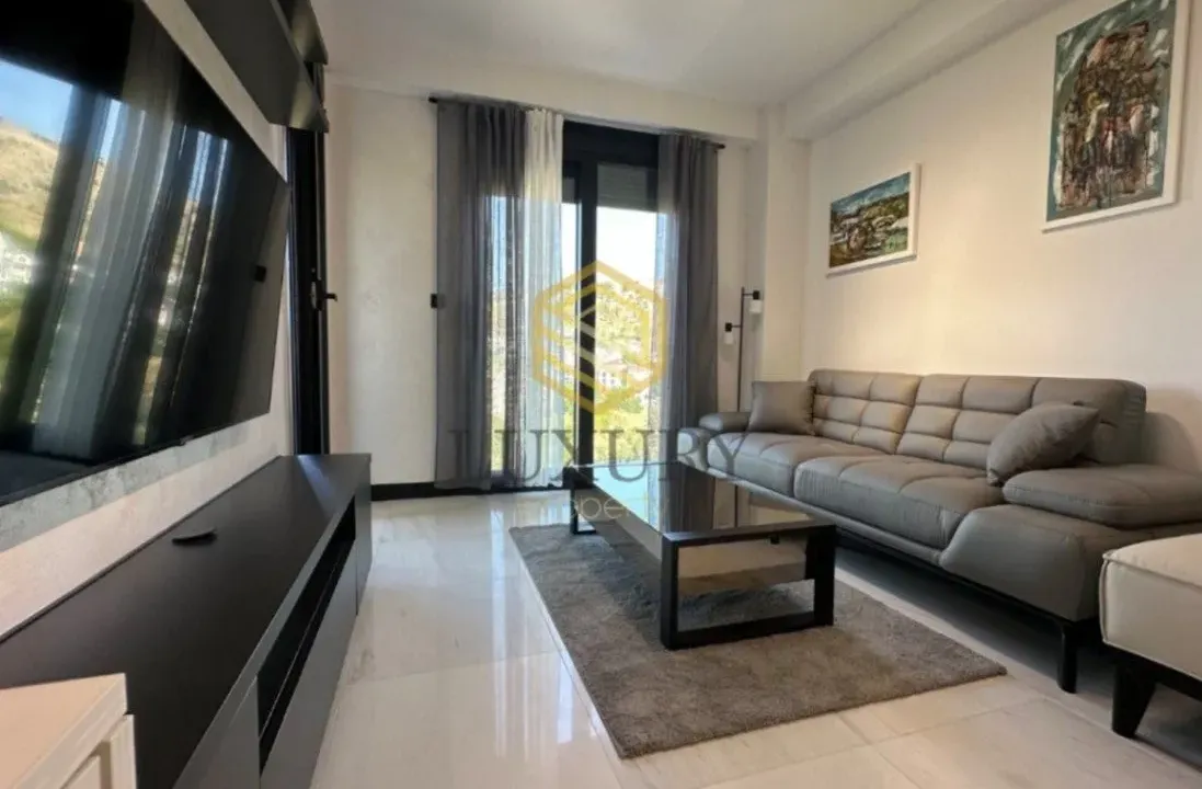 Izdavanje, jednosoban stan, 47m², Centar, Podgorica