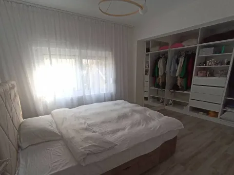 Rent, two bedroom apartment, 65m², Šušanj, Bar - image 11