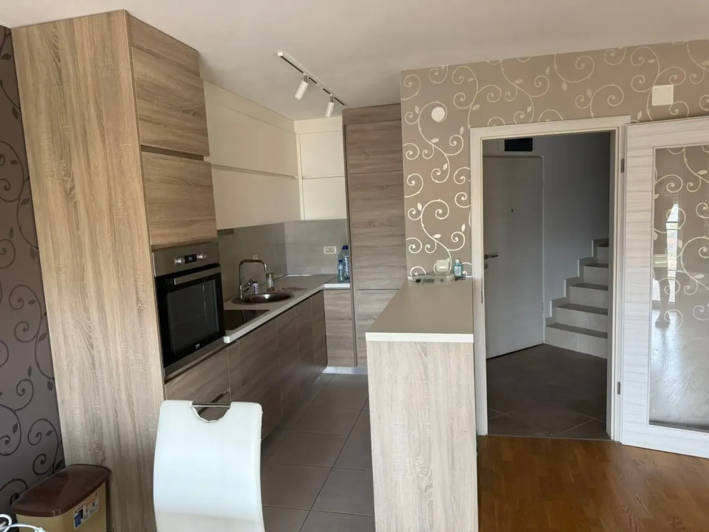 Rent, two bedroom apartment, 88m², Ljubović, Podgorica