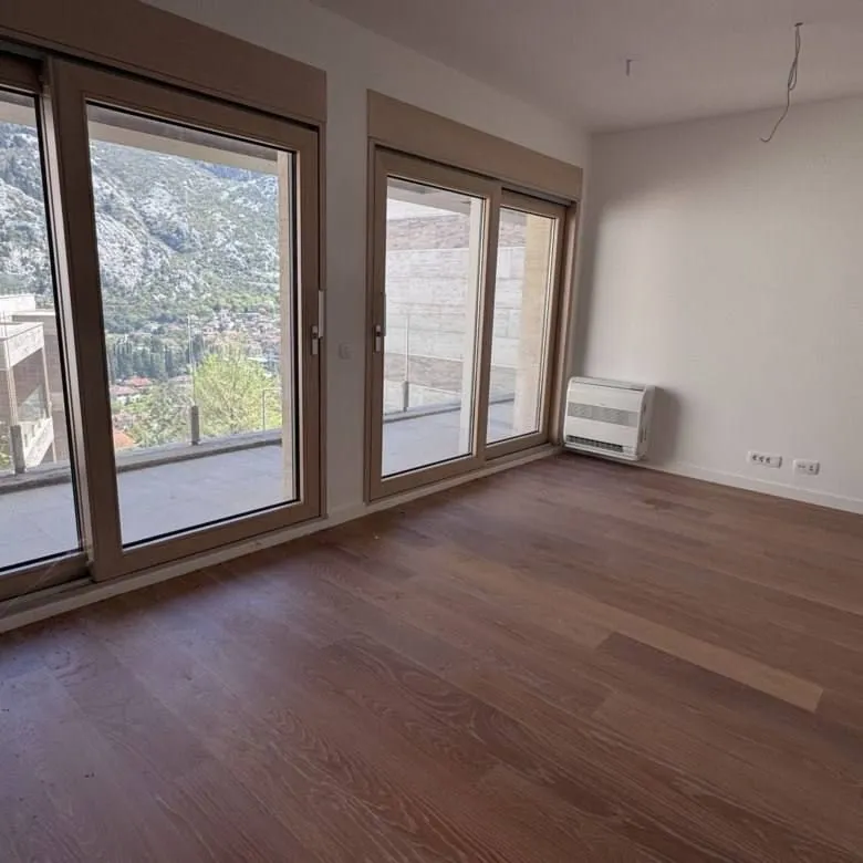 Prodaja, kuća, 173m², Centar, Kotor