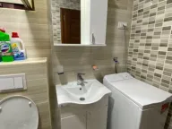 Izdavanje, garsonjera, 21m², Maini, Budva - image 7