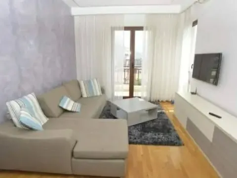 Rent, three bedroom apartment, 110m², Babin Do, Budva - image 4