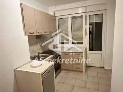 Sale, two bedroom apartment, 52m², Južni Bulevar, Vračar Sve Podlokacije - image 4