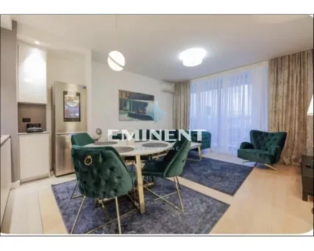 Living room with dining area and open kitchen. - image 2