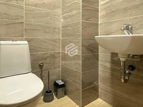 Rent, two bedroom apartment, 69m², Ljubović, Podgorica - image 10