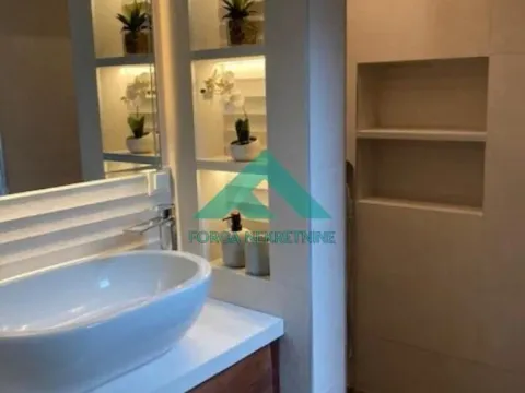 Izdavanje, trosoban stan, 107m², Stari Grad, Beograd - image 6