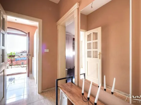 Prodaja, kuća, 280m², Bar, Crna Gora - image 21