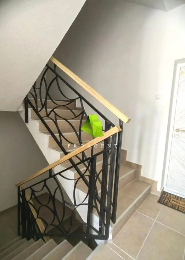 Prodaja, trosoban stan, 79m², Medijana, Niš