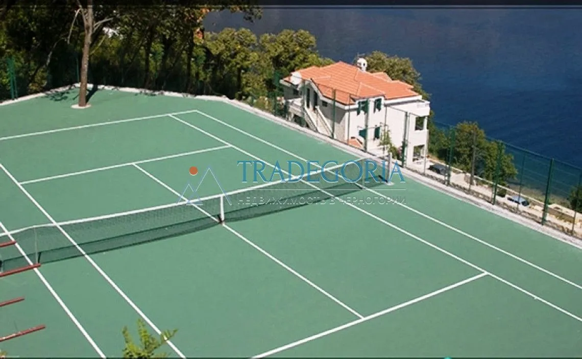 Prodaja, trosoban stan, 126m², Koštanjica, Bar