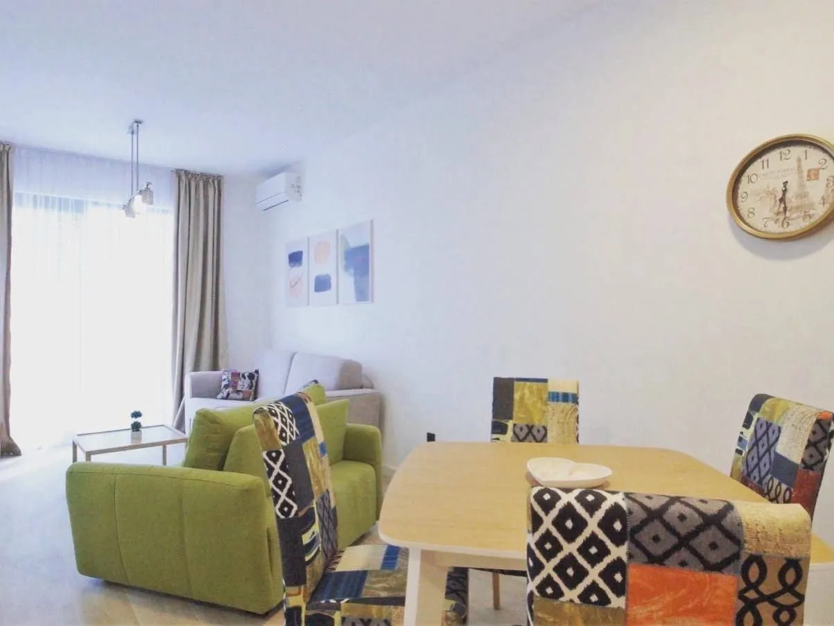 Rent, one bedroom apartment, 48m², Bečići, Budva