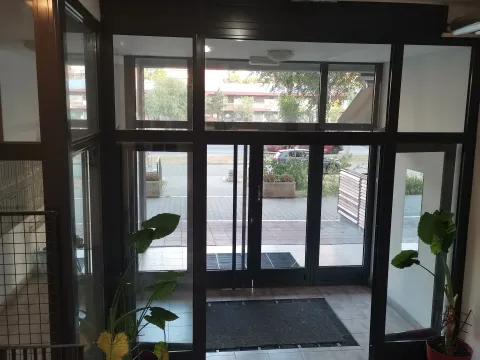 Sale, two bedroom apartment, 49m², Novi Beograd Blok 61, Novi Beograd Sve Podlokacije - image 10