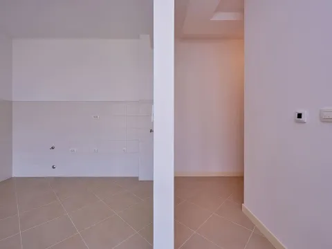 Sale, apartment, 60m², Dobrota, Kotor - image 7