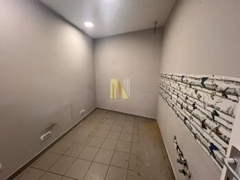 Prodaja, poslovni prostor, 263m², Bulevar Oslobodjenja, Novi Sad Sve Podlokacije - image 5