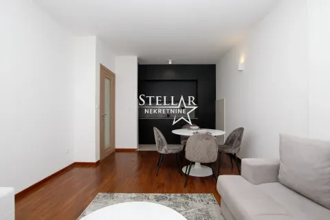 Izdavanje, jednosoban stan, 50m², Master Kvart, Podgorica - image 3