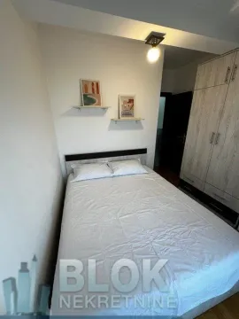 Izdavanje, dvosoban stan, 70m², Preko Morače, Podgorica - image 2