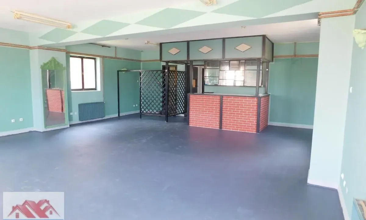 Izdavanje, poslovni prostor, 200m², Maršić, Kragujevac