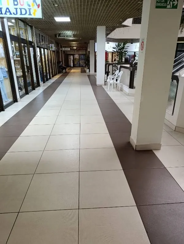 Sale, office space, 16m², Banjica, Voždovac Sve Podlokacije
