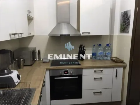 Izdavanje, četvorosoban stan, 100m², Crveni Krst, Beograd - image 7