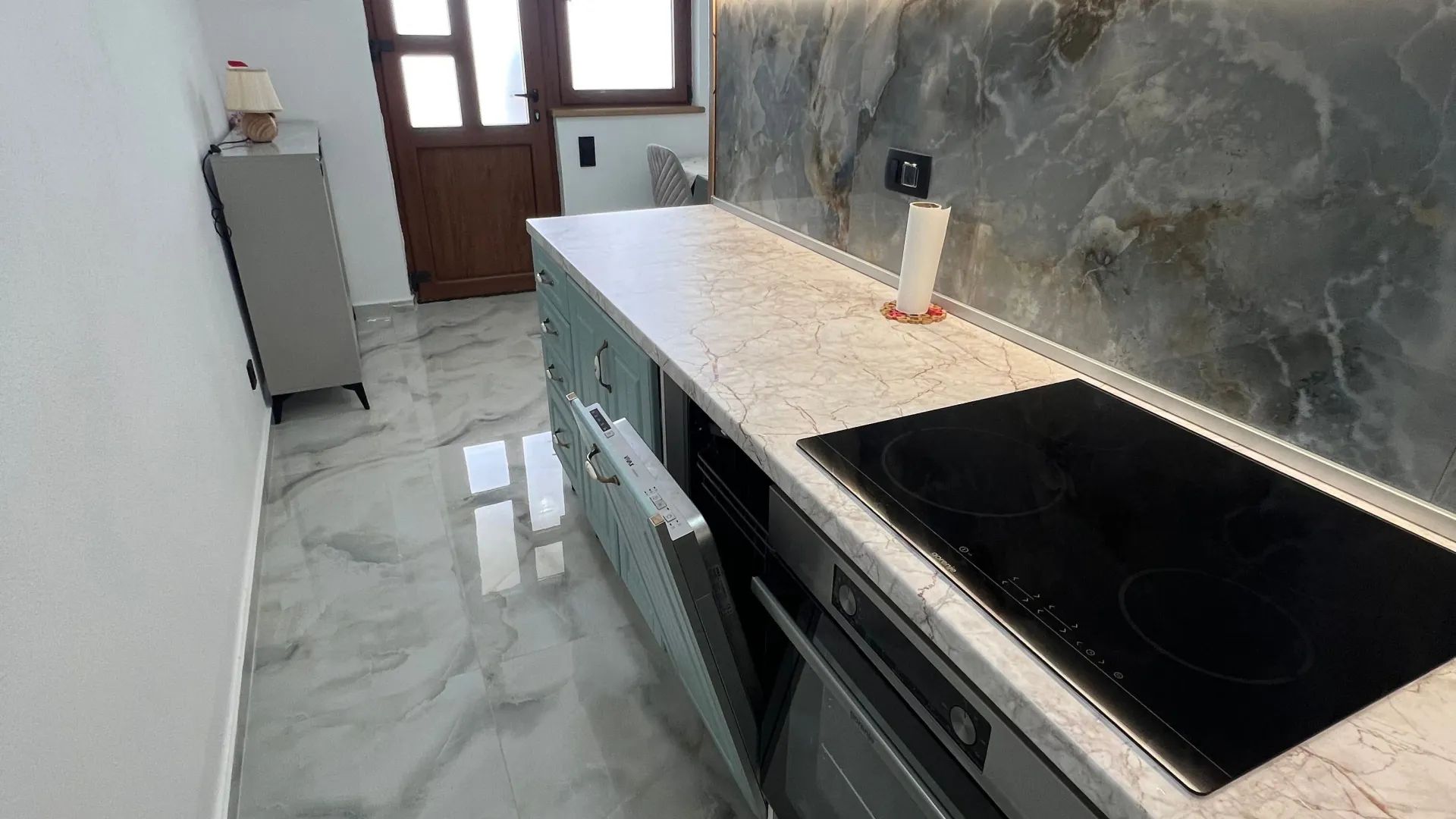 Izdavanje, jednosoban stan, 30m², Stari Bar, Bar