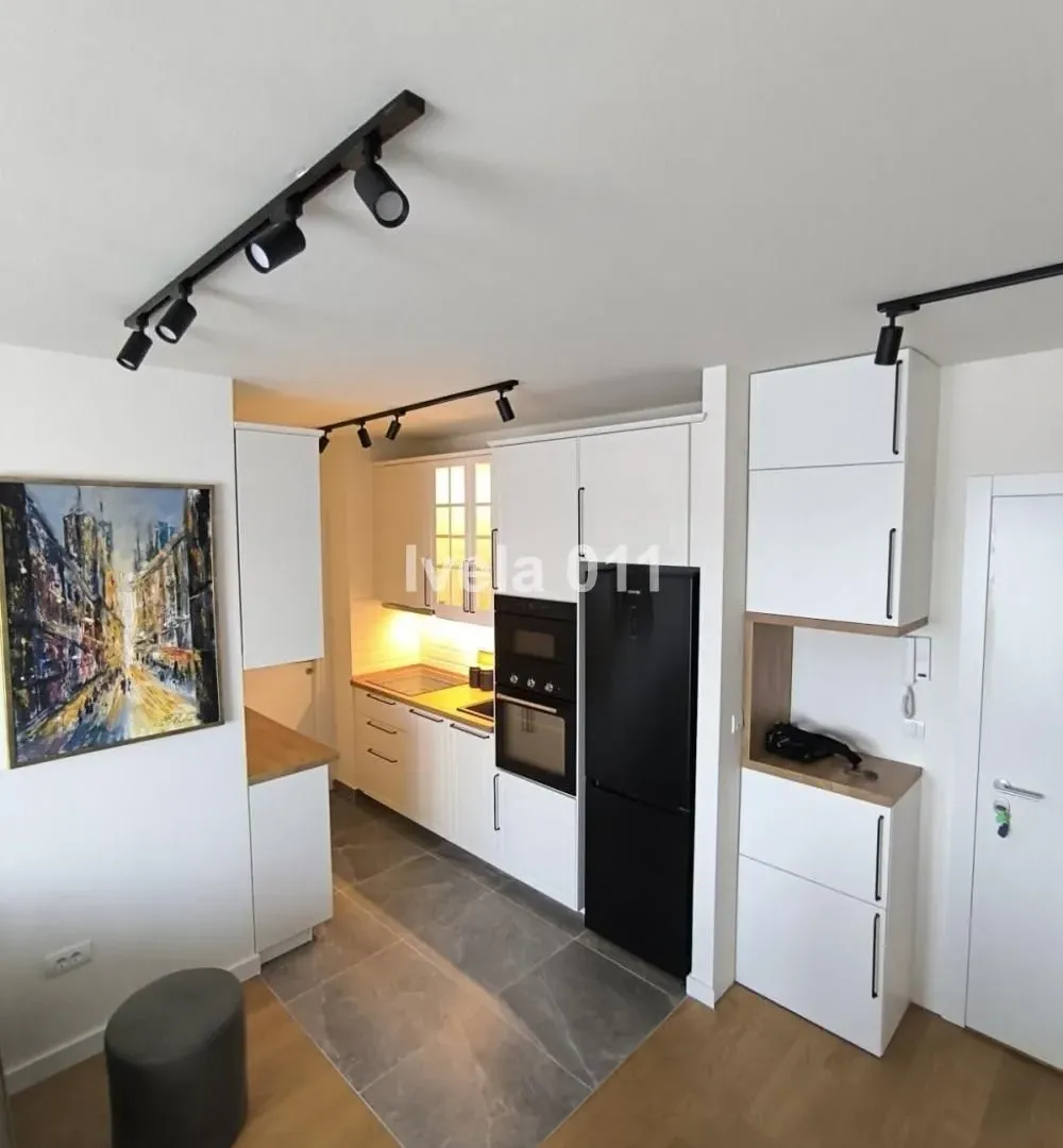 Prodaja, trosoban stan, 67m², Cerak, Beograd