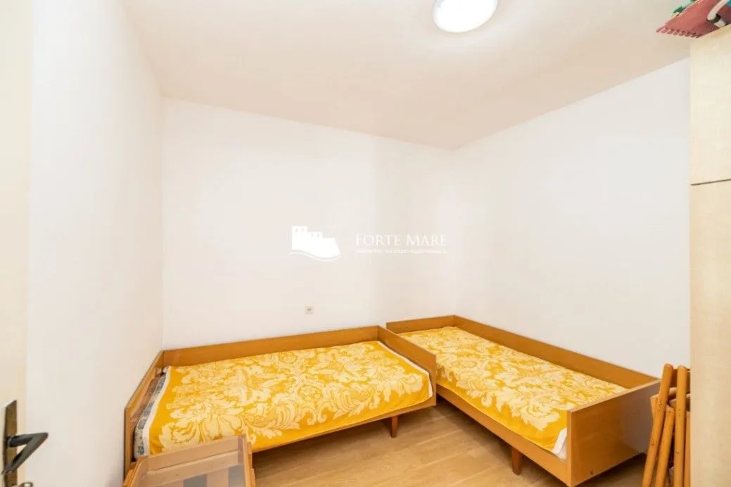 Prodaja, petosoban stan, 119m², Igalo, Herceg Novi
