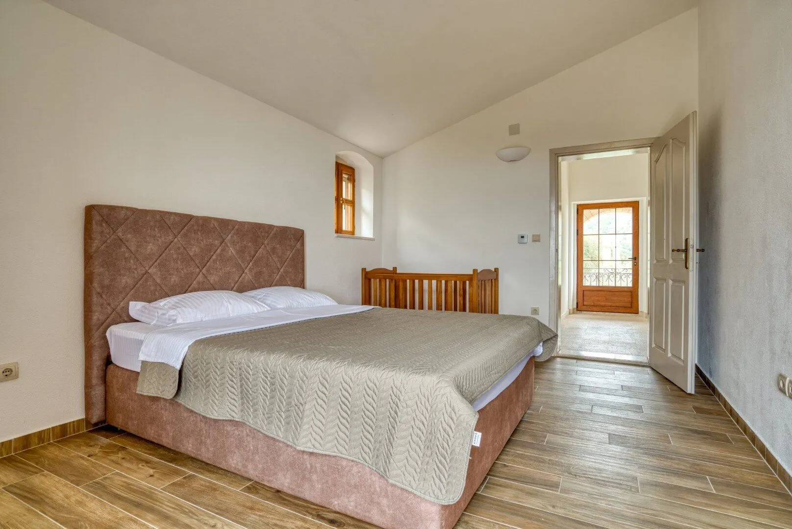 Sale, house, 480m², Reževići, Budva
