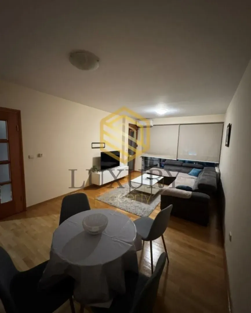 Izdavanje, dvosoban stan, 85m², Preko Morače, Podgorica