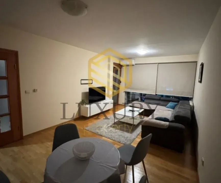 Izdavanje, dvosoban stan, 85m², Preko Morače, Podgorica