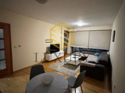 Izdavanje, dvosoban stan, 85m², Preko Morače, Podgorica