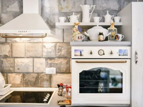 Sale, house, 107m², Tivat, Crna Gora - image 20