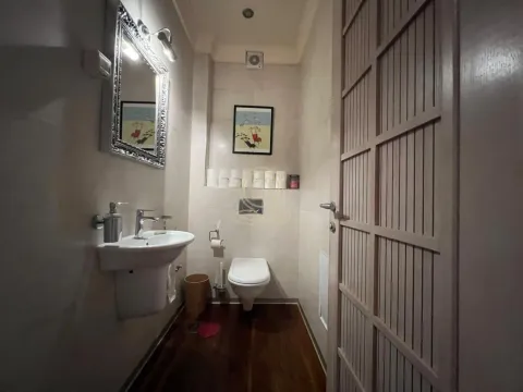 Izdavanje, stan, 220m², Savski Venac, Beograd - image 12