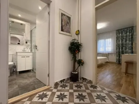 Prodaja, trosoban stan, 65m², Šumice, Beograd - image 5